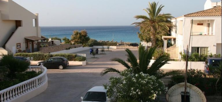 Sa Cala Suites