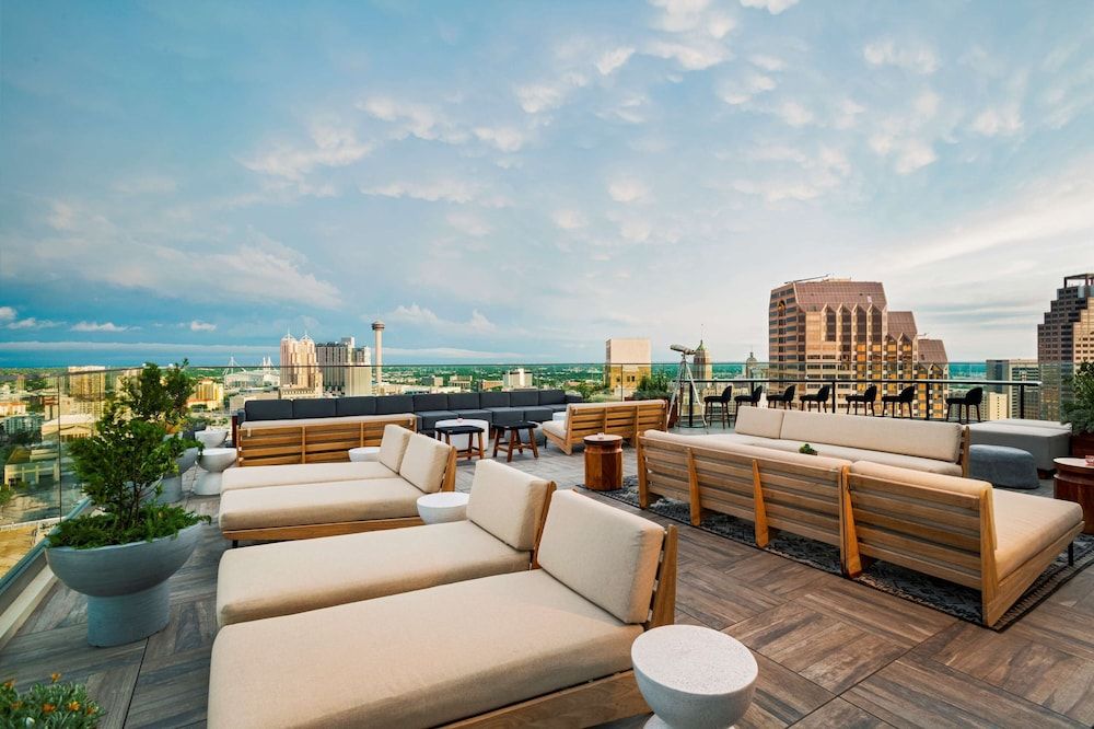 Thompson San Antonio – Riverwalk