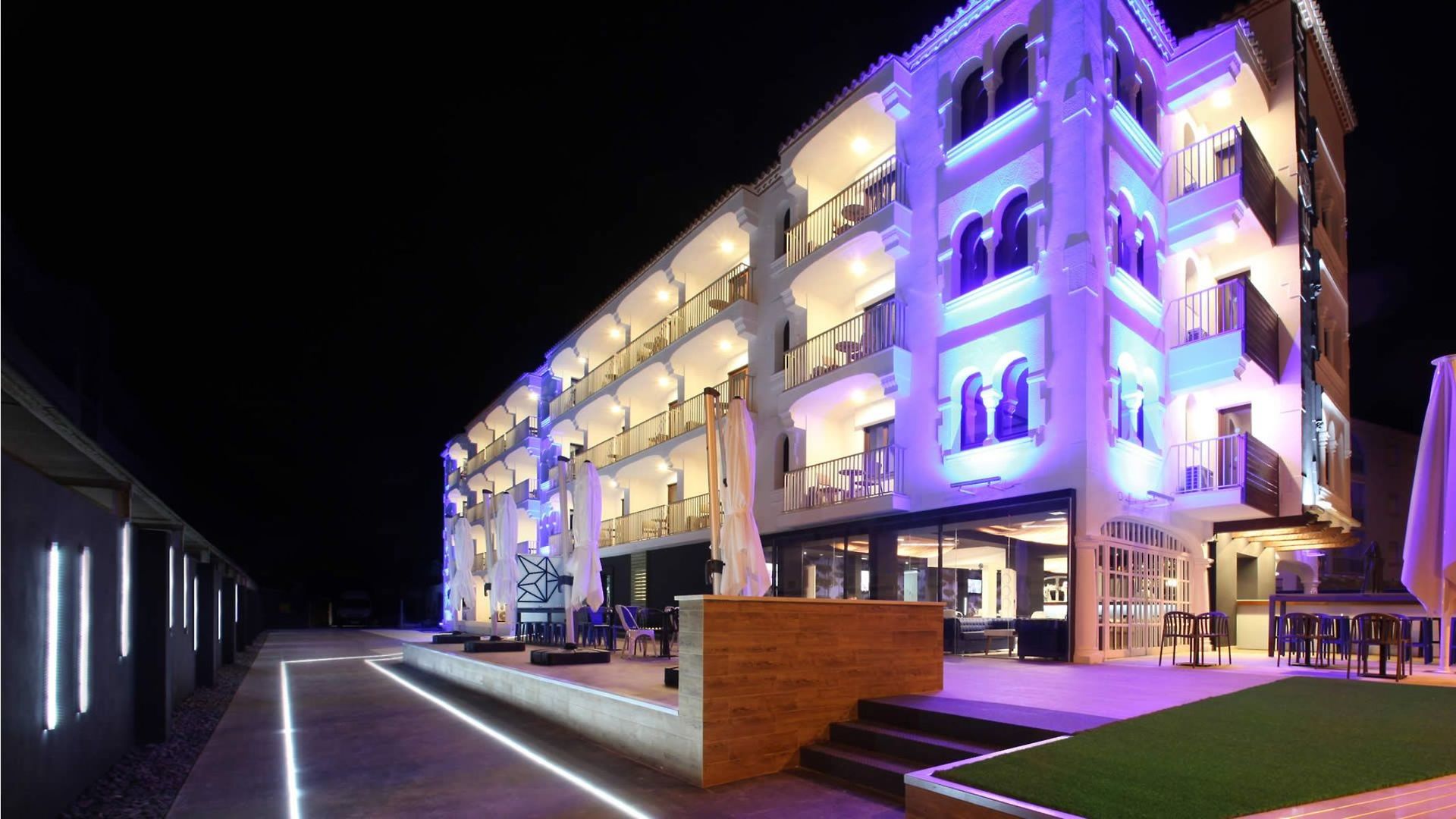 Emerald Sun Hotel