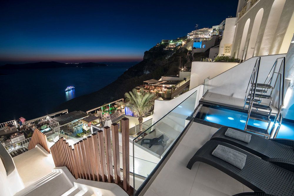 Daydream Luxury Suites