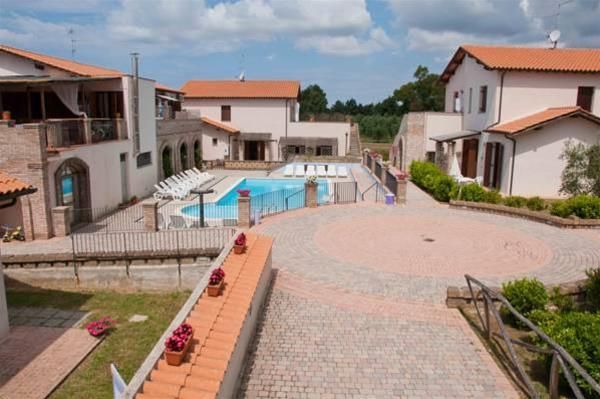 Residence Borgo Valmarina