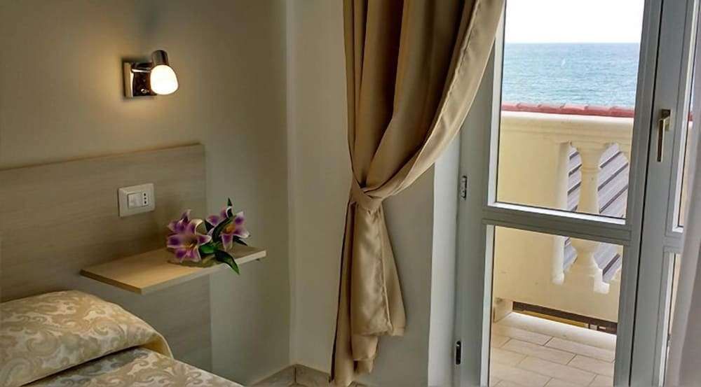 Al Giglio Bed & Breakfast