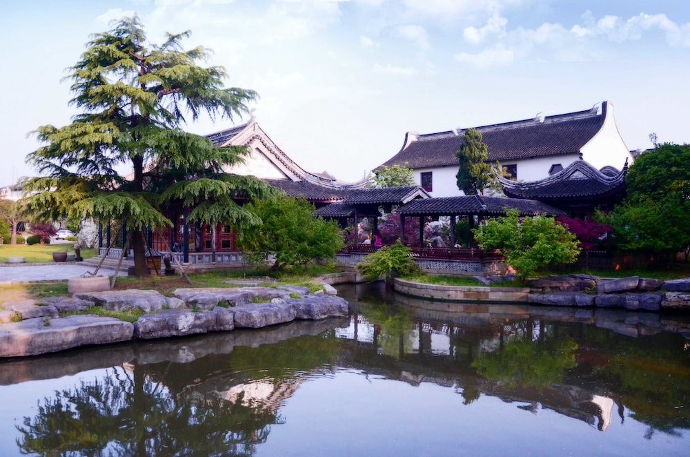 Tongli Lakeview Hotel