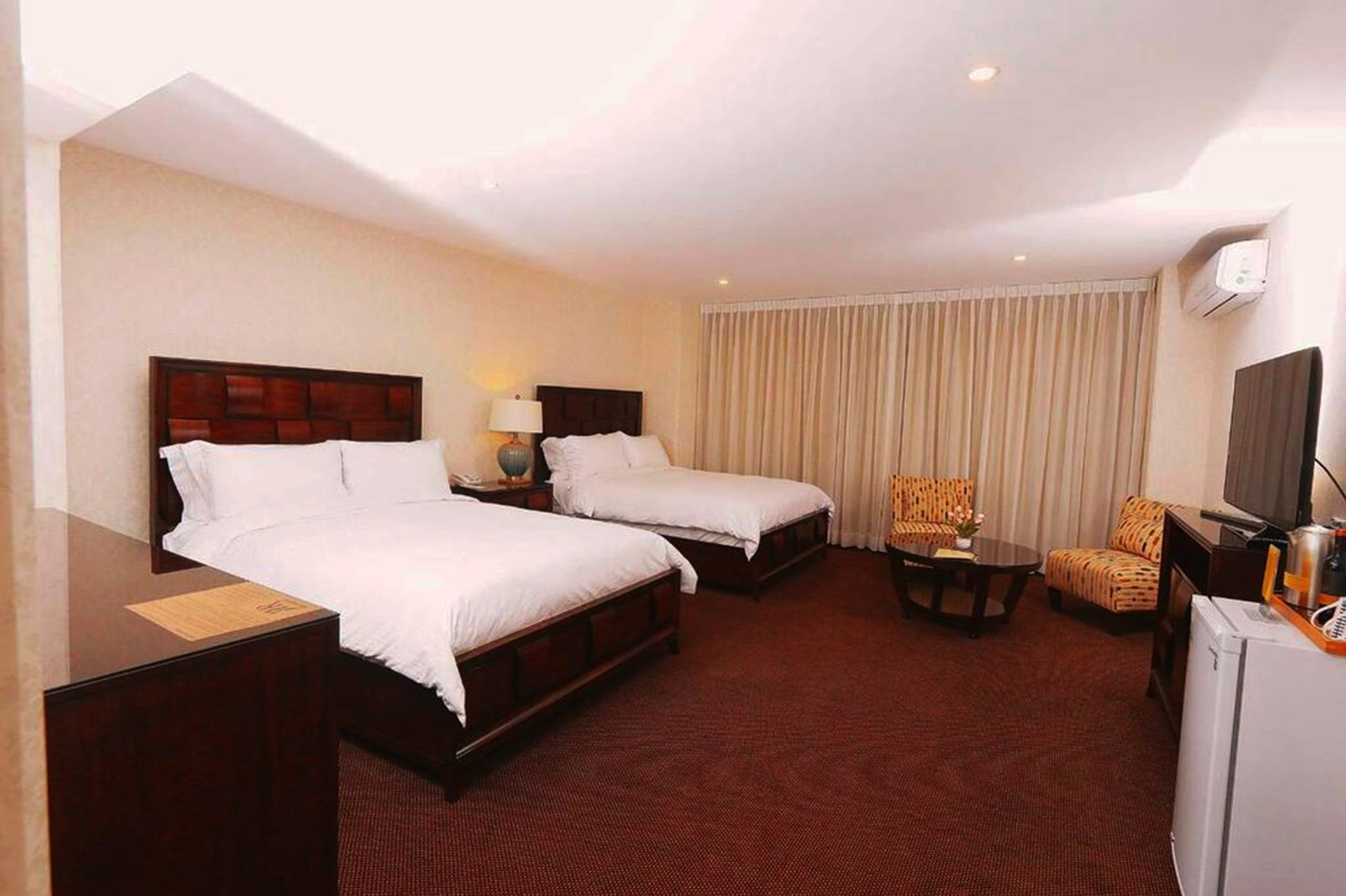 Hotel Roles