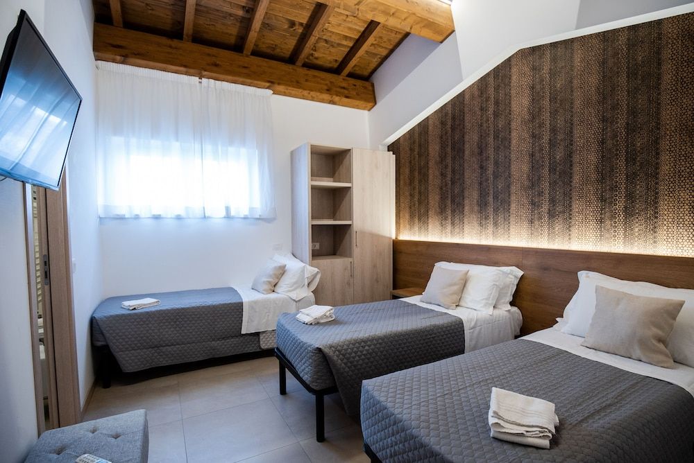 Gu Hotel