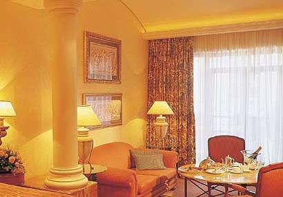 The Michelangelo Hotel
