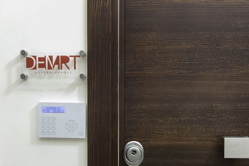Demart Suites