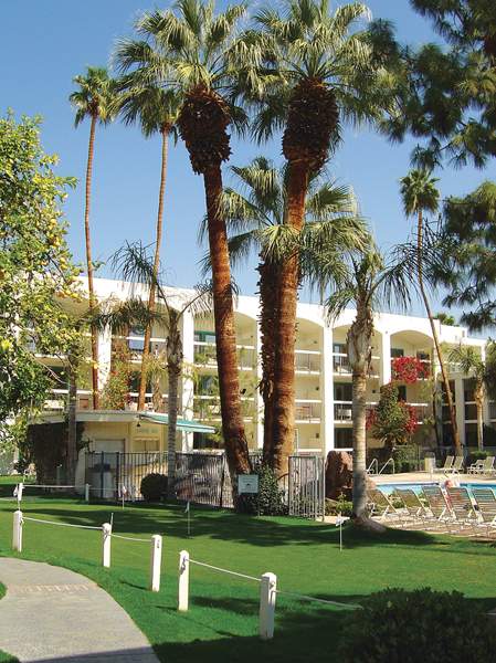 Palm Mountain Resort & Spa