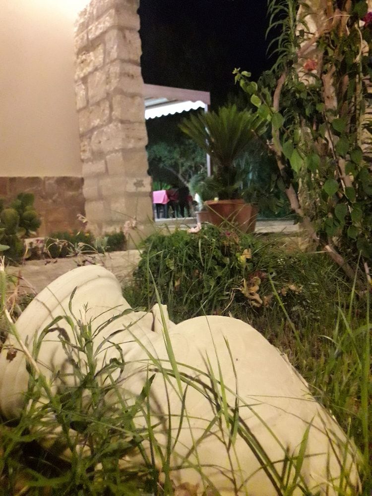 La Suite Di Segesta