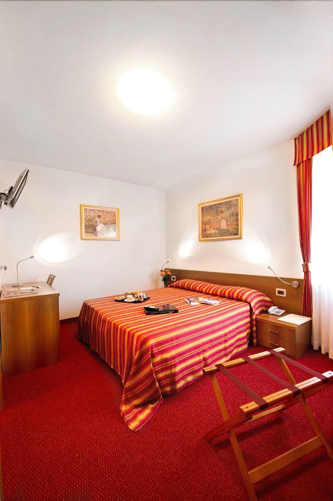 Hotel Sassella