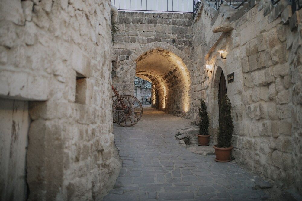 Splendid Cave Hotel