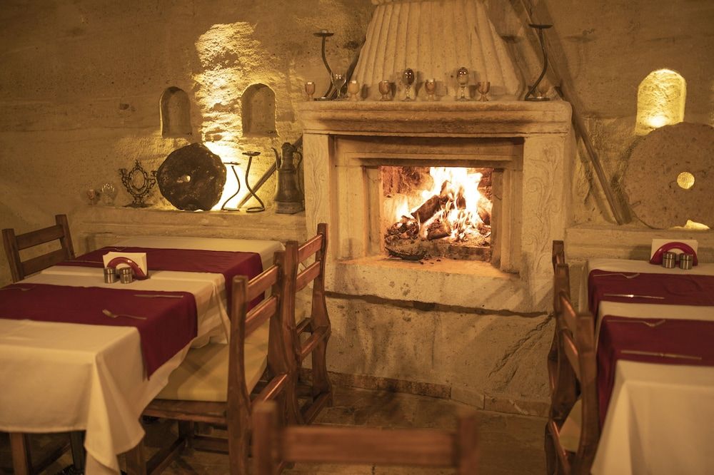 Splendid Cave Hotel