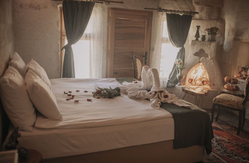 Splendid Cave Hotel