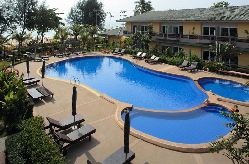 Bacchus Home Resort