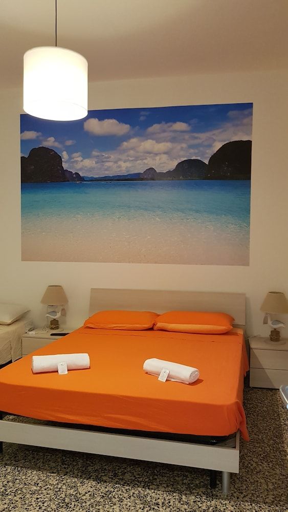 Bed Rho Fiera