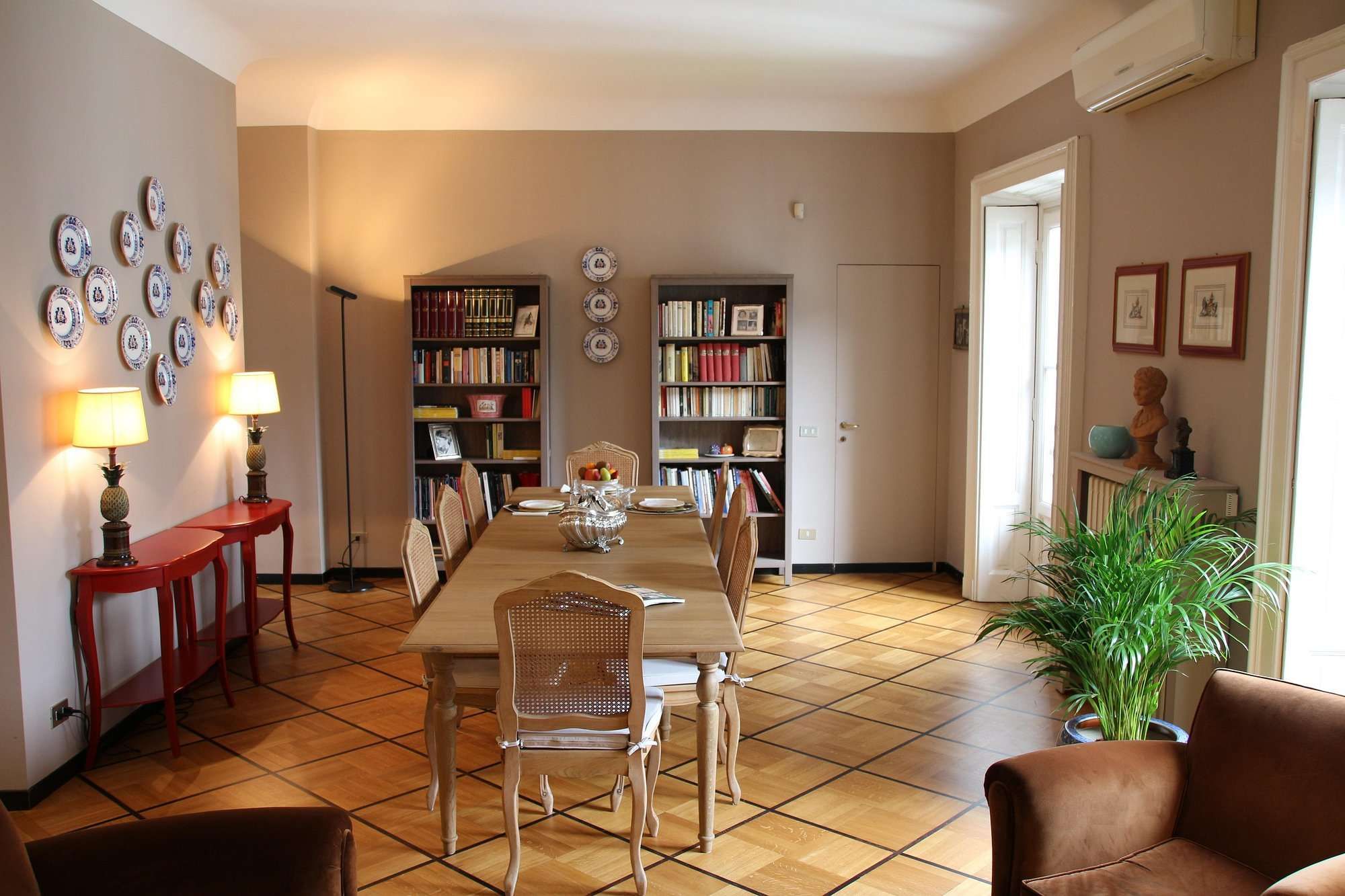 Bonaparte Suites