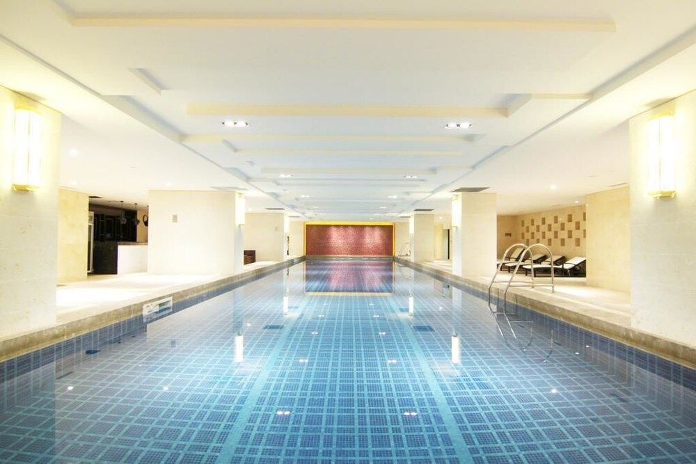 Tang Dynasty West Market Hotel