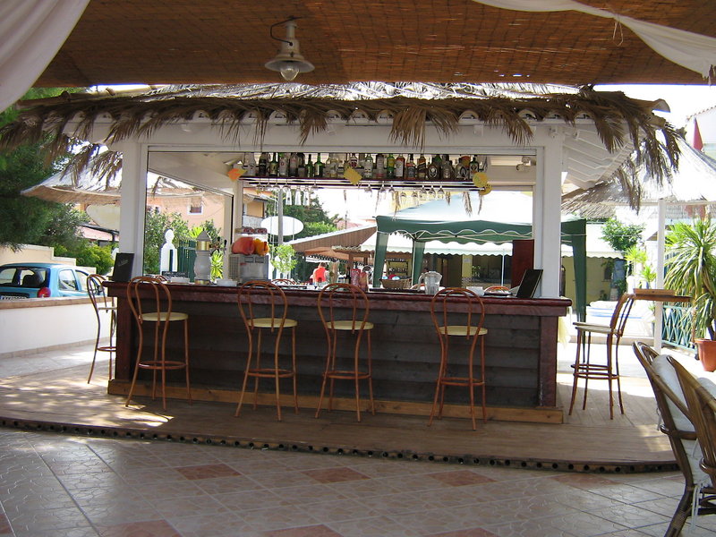 Marilena Caravel Pool