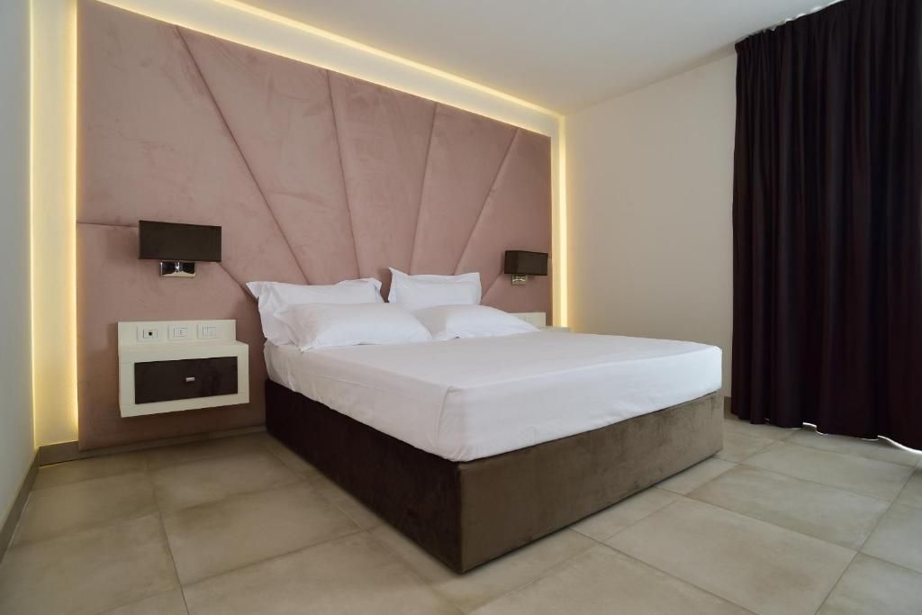 M2 Hotel