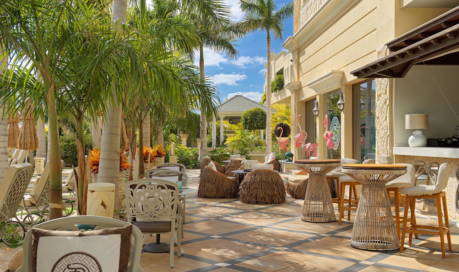 Royal River Luxury Hotel