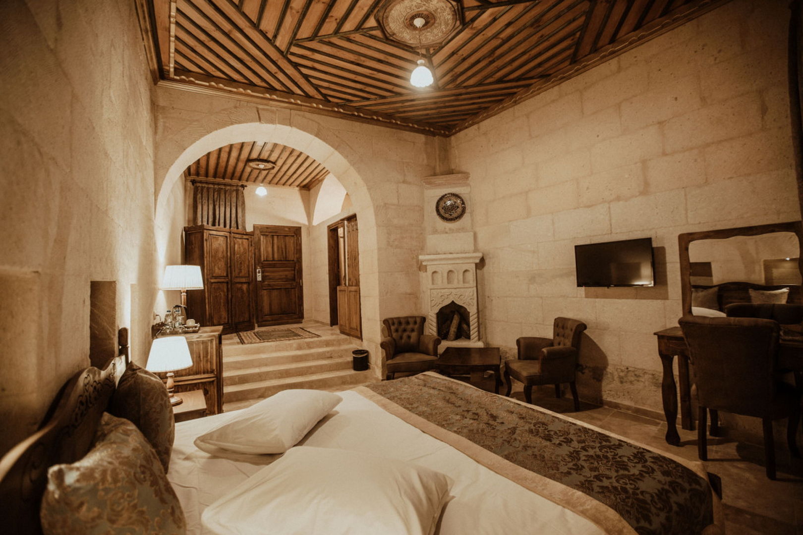 Kismet Cave Mansion