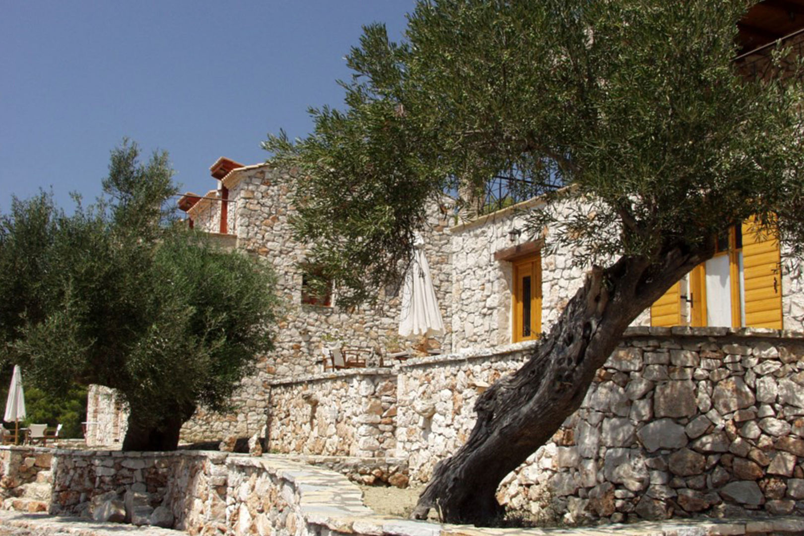 Revera Traditional Stone Villas Apartments & Studios