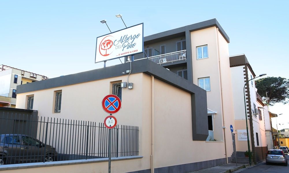 Albergo Del Pino