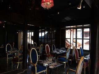 Chateau L'Act Hotel