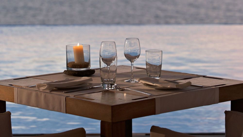 Cavo Tagoo Santorini
