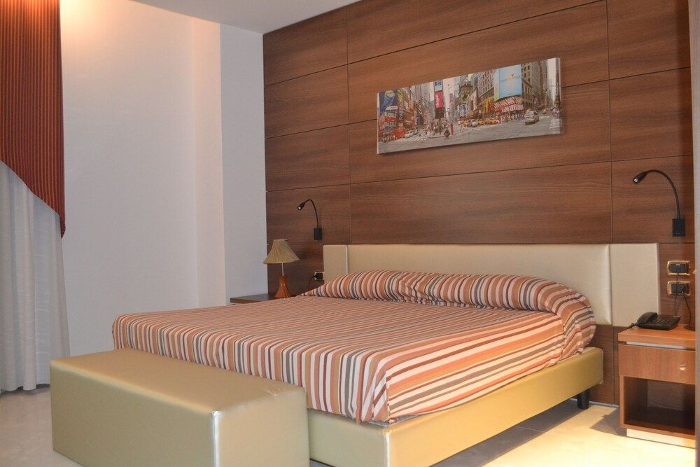 Family Center Hotel