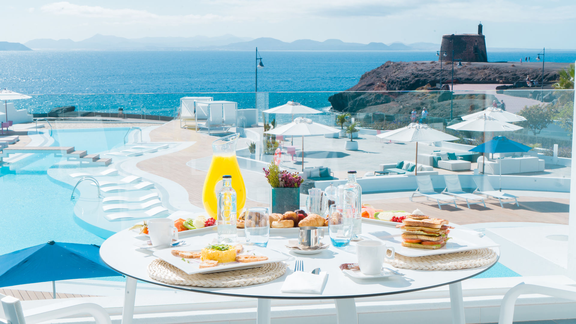 CalaLanzarote Suites Hotel