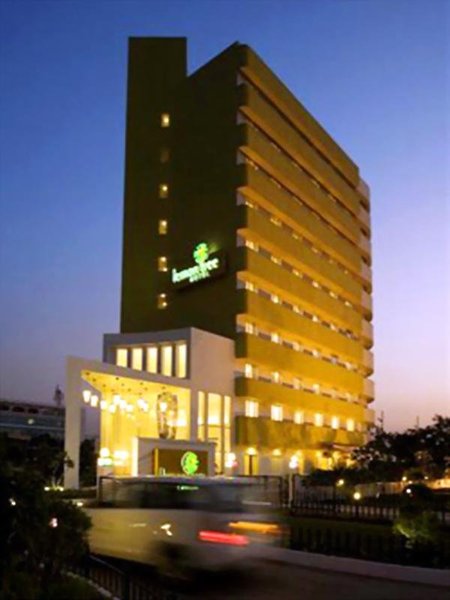 Lemon Tree Hotel Hinjawadi Pune