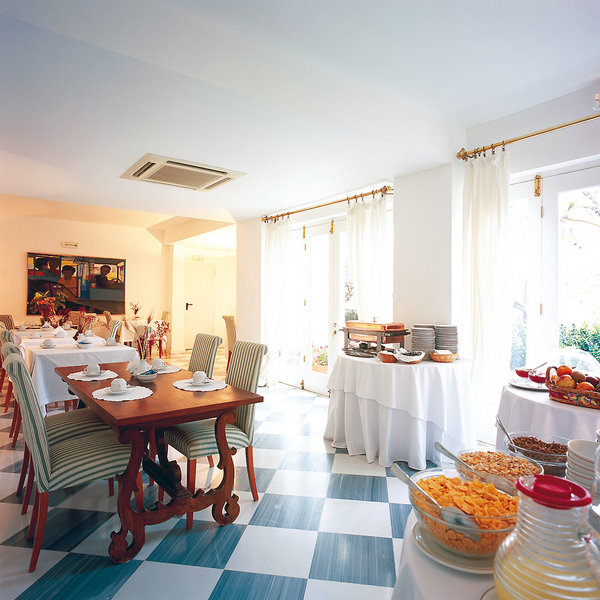 Leto Hotel Hydra