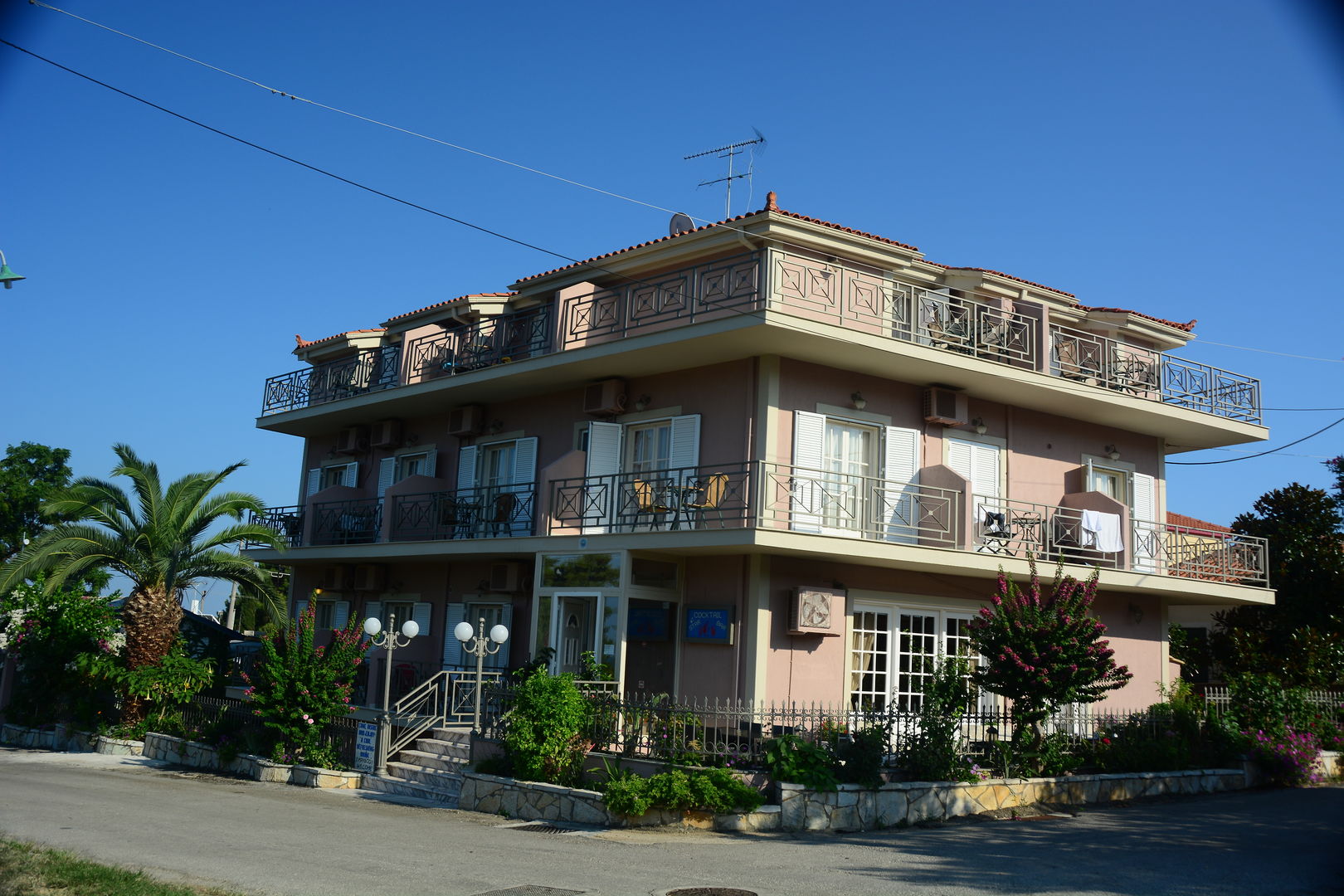 Starlight Hotel