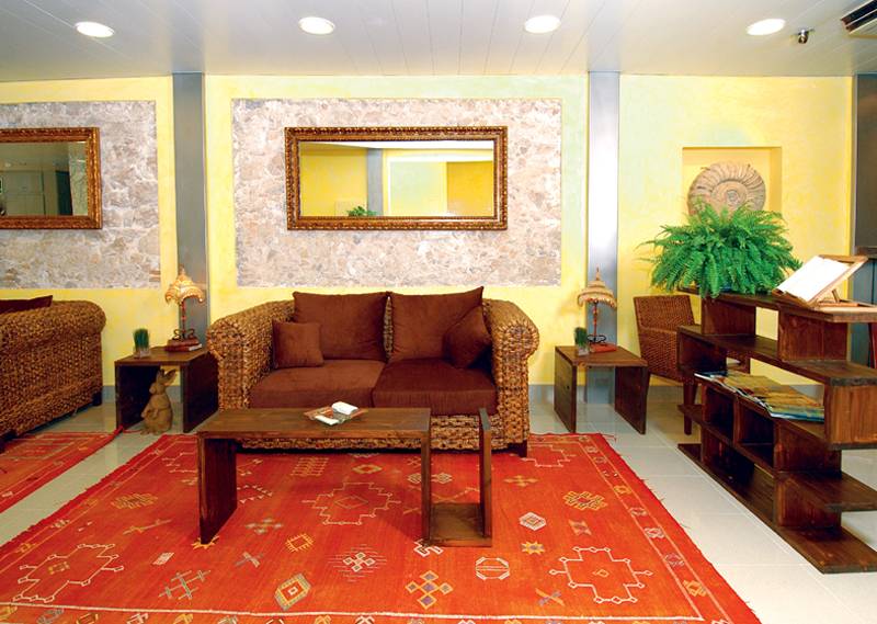 Andreas Apartments