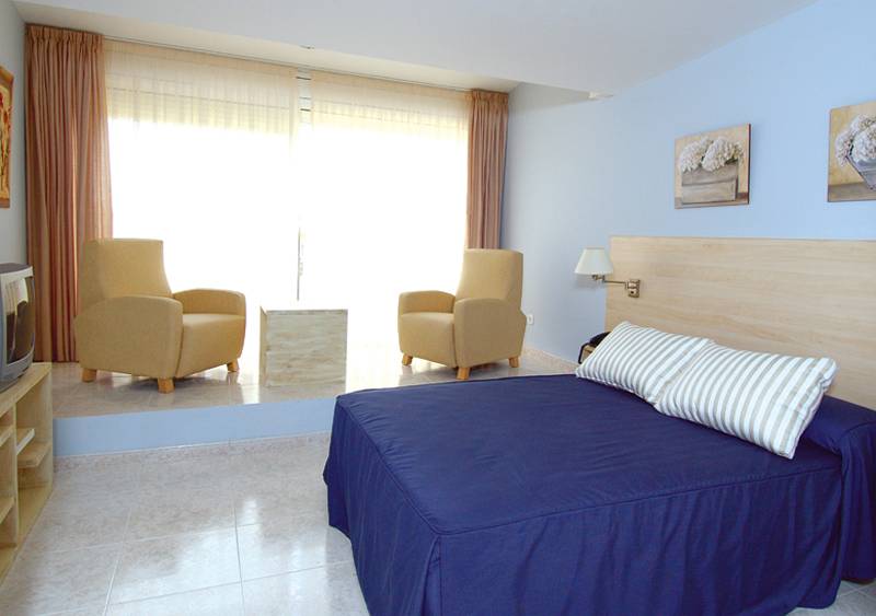 Andreas Apartments