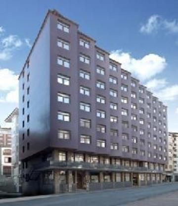 Unzaga Plaza