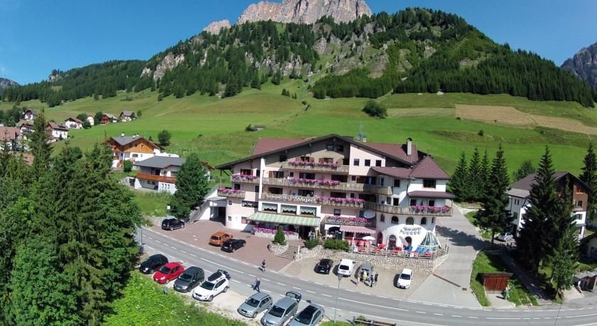 Hotel Mezdì