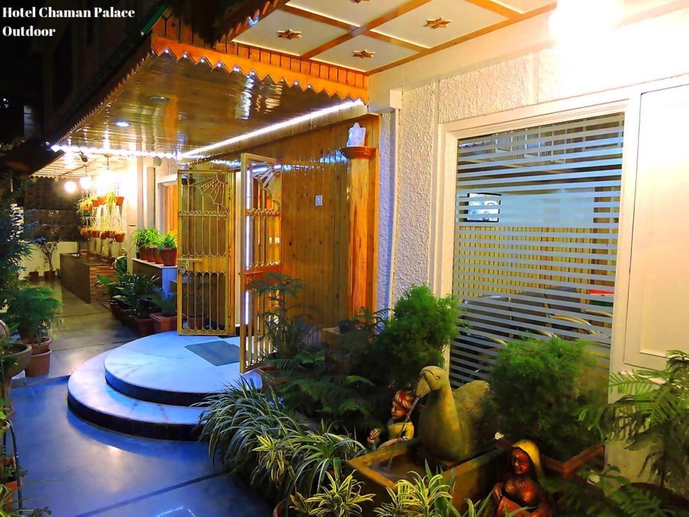 Hotel Chaman Palace