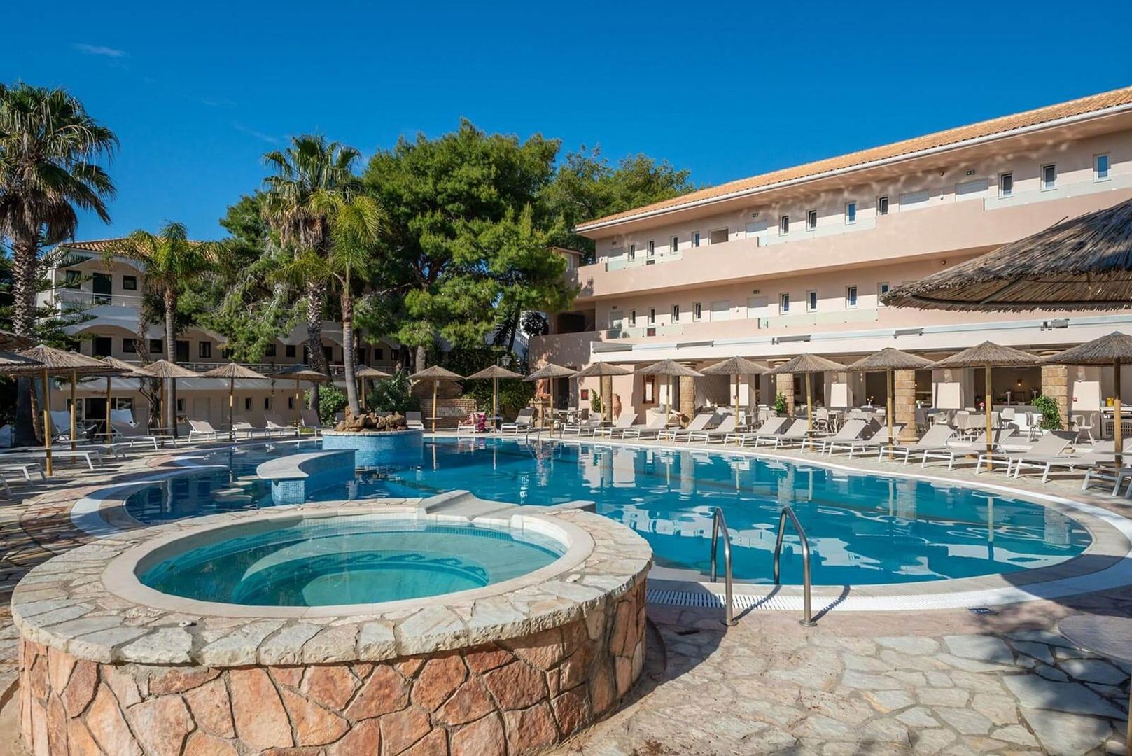 Hotel Vasilikos Beach