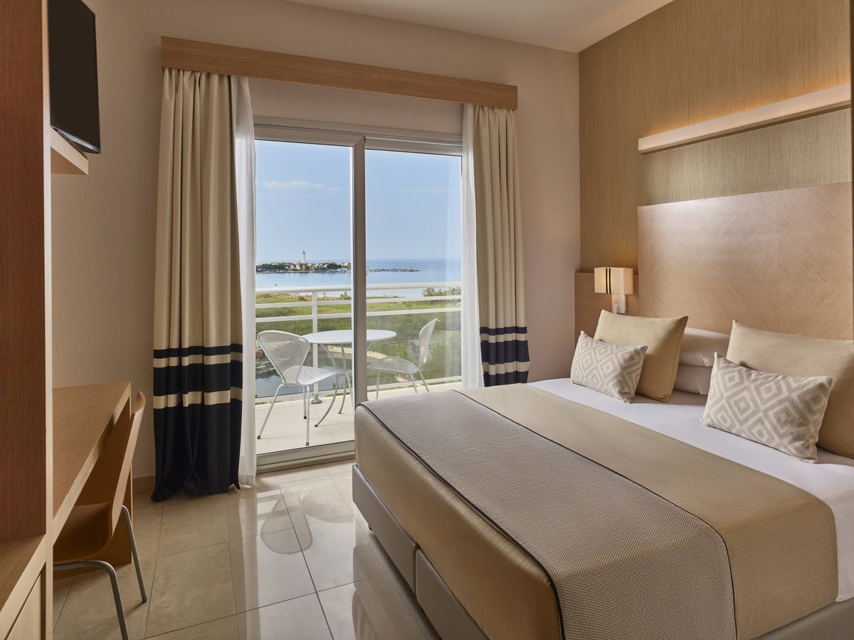 Gran Serena Hotel