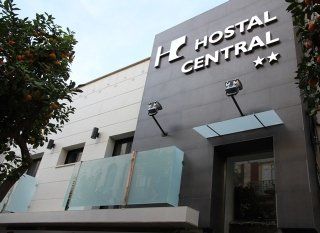 Central Hostal