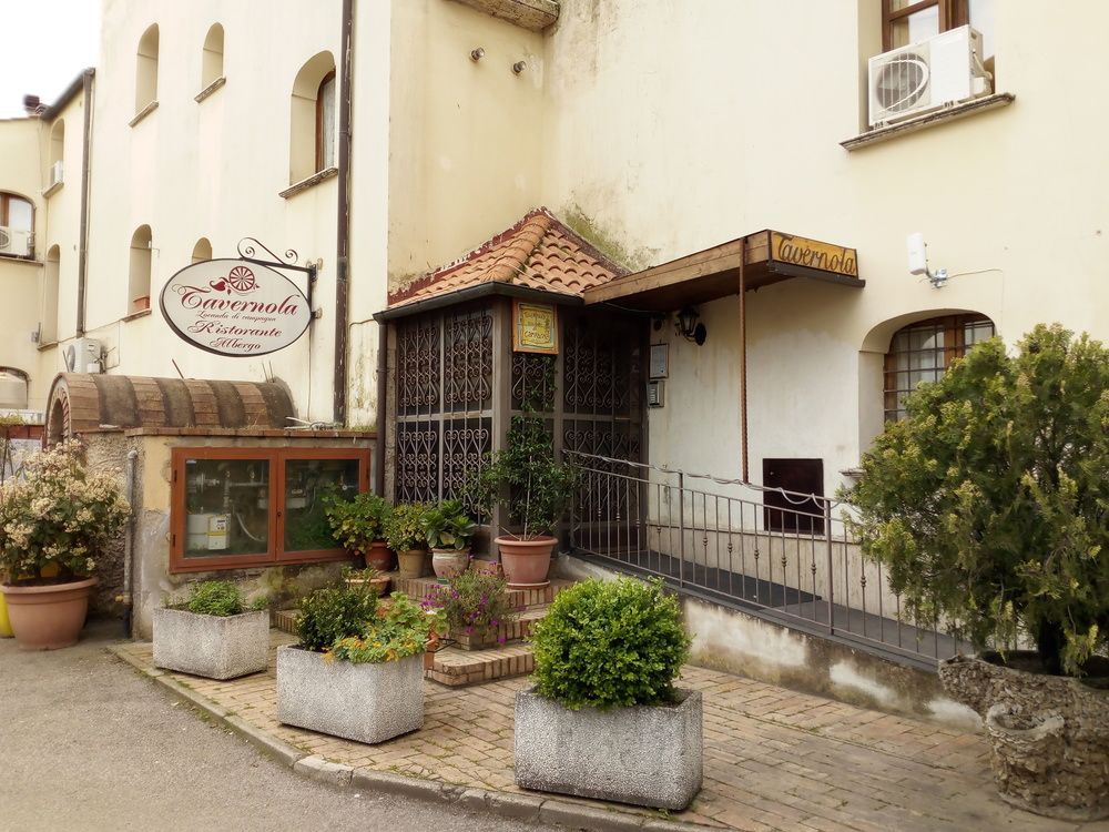 Tavernola Locanda Di Campagna