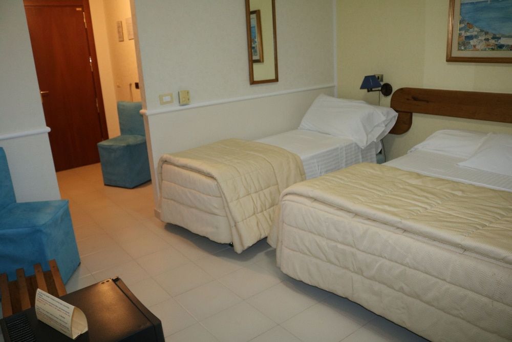 Hotel Marinella