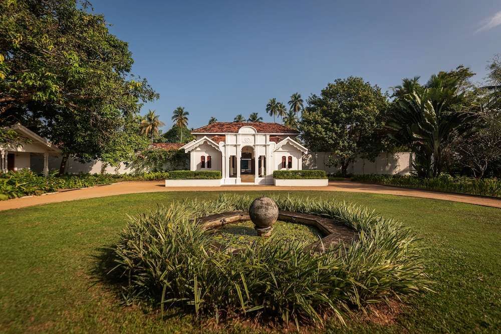 Uga Riva Negombo