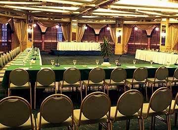 Cham Palace Hotel